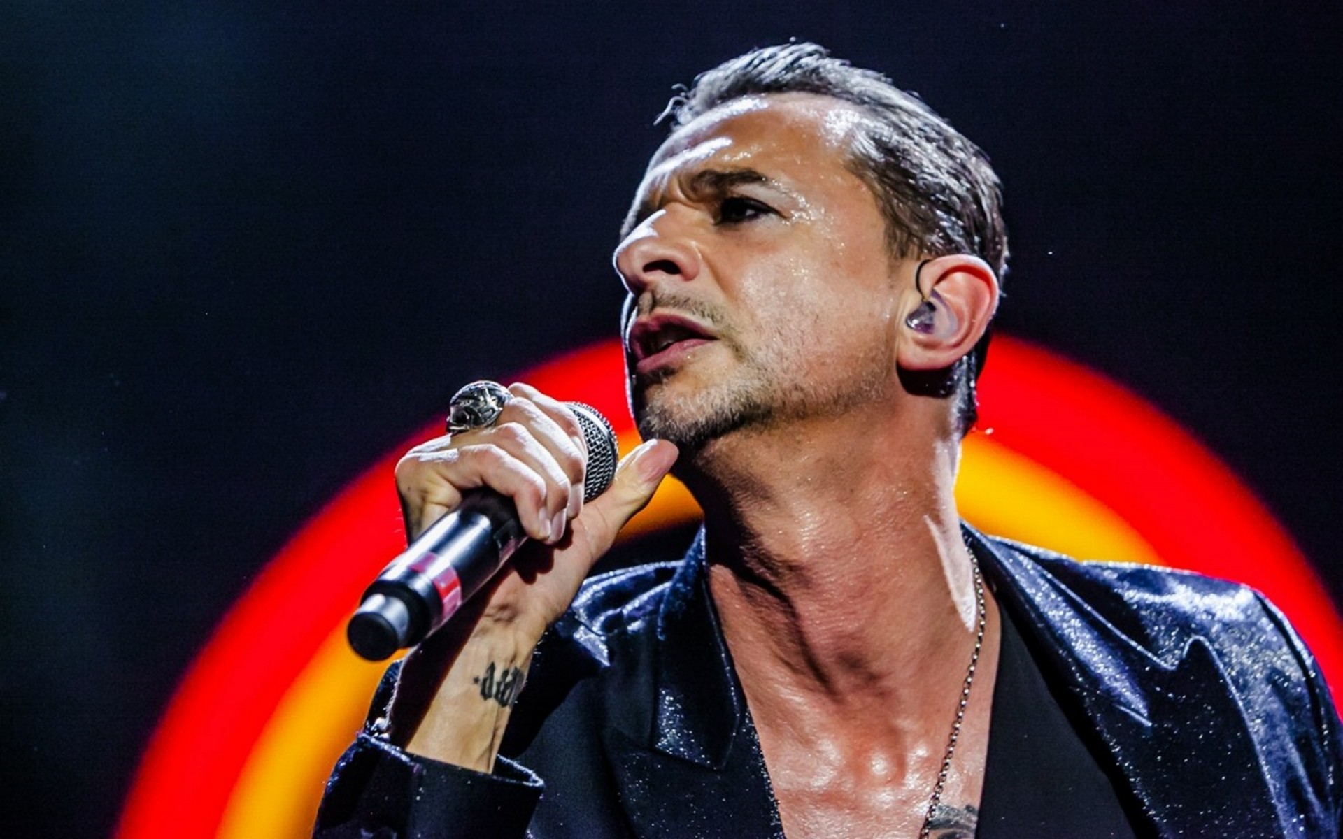 bands music performance concert singer musician festival one stadium microphone stage pop competition david gahan depeche mode