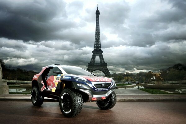 Traveling by car near the Eiffel Tower