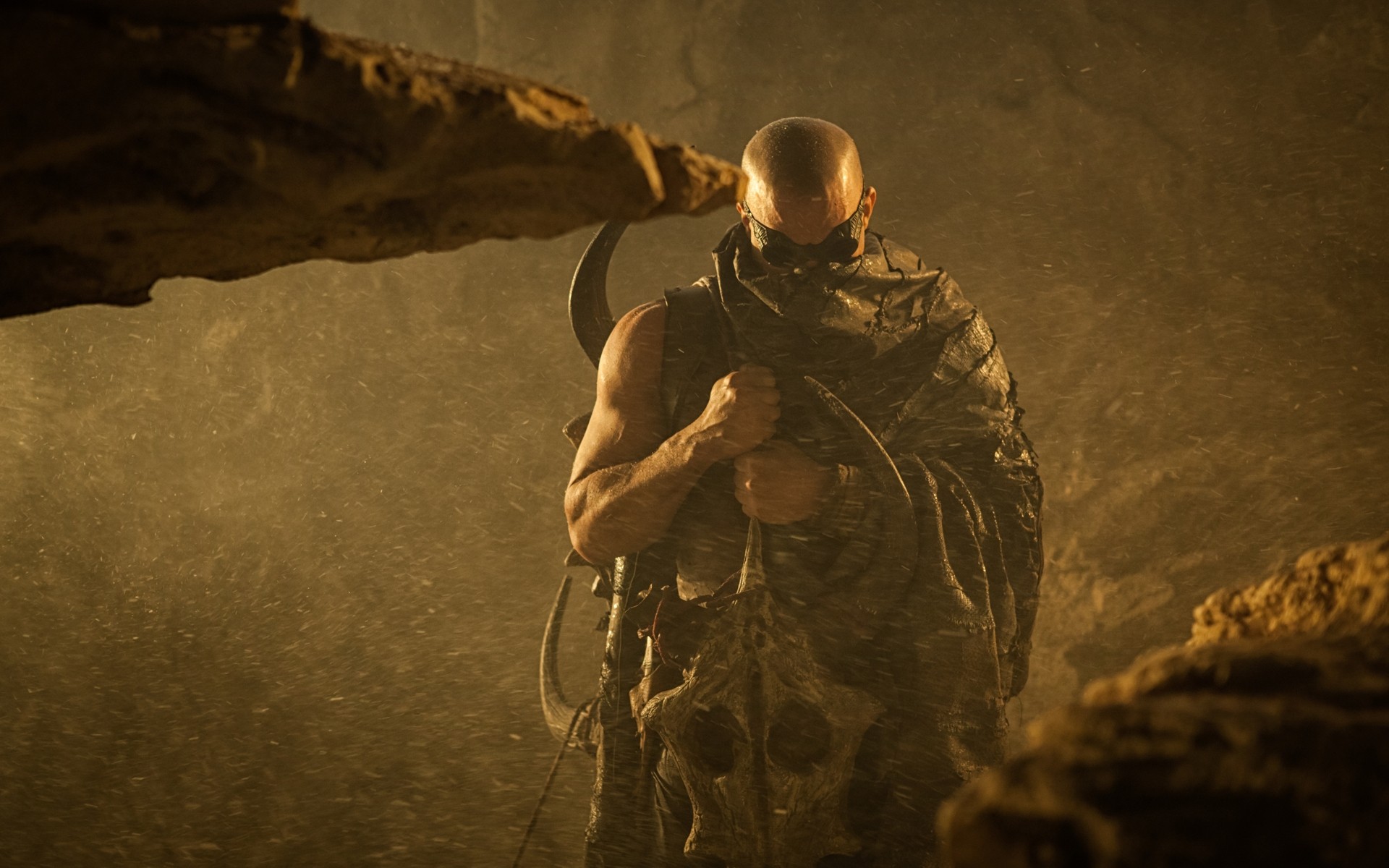 filmes sozinho adulto homem vestir retrato vin diesel riddick