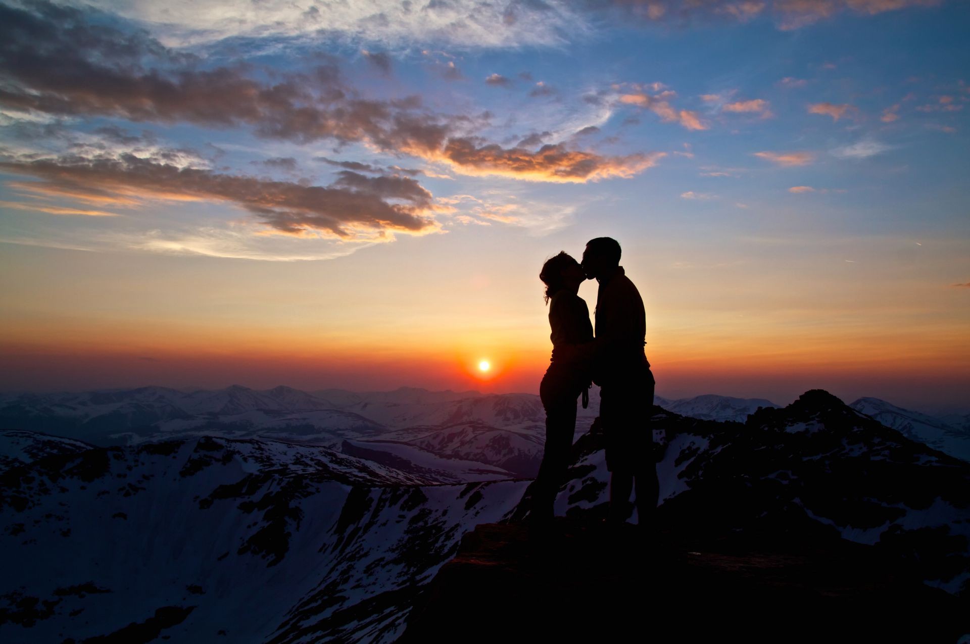 couples sunset dawn evening mountain sky sun dusk landscape backlit silhouette climber hike nature