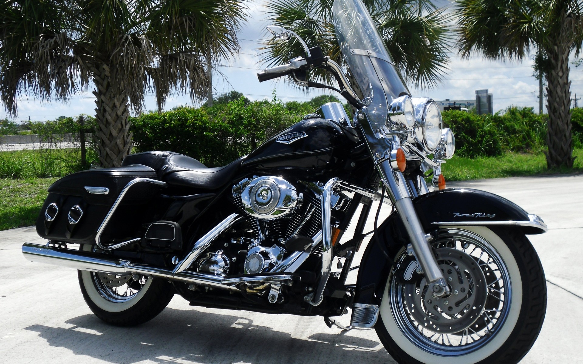 Black Harley Davidson Road King Android Wallpapers For Free