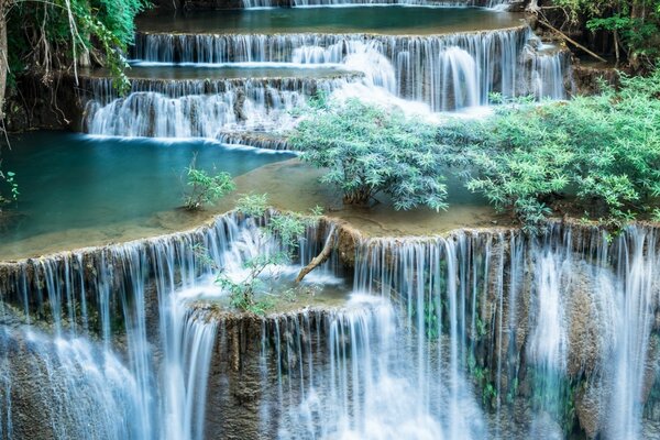 Wasserfall-Fluss-Natur-Landschaft