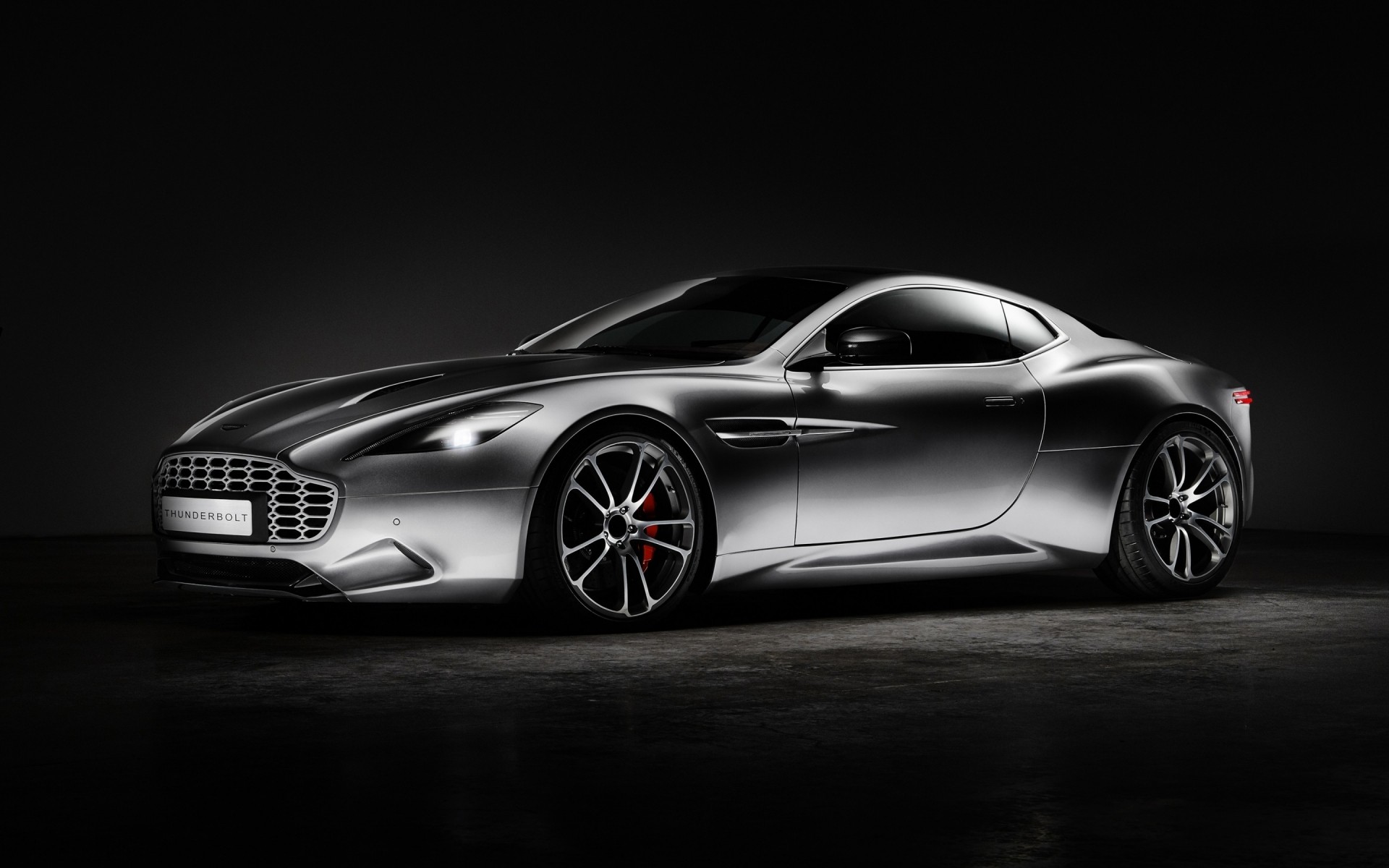 aston martin samochód czarnuszka motoryzacja samochód południe koła chodnik coupe pospiesz się sedan szybka akcja asfalt pokaż wyścigi