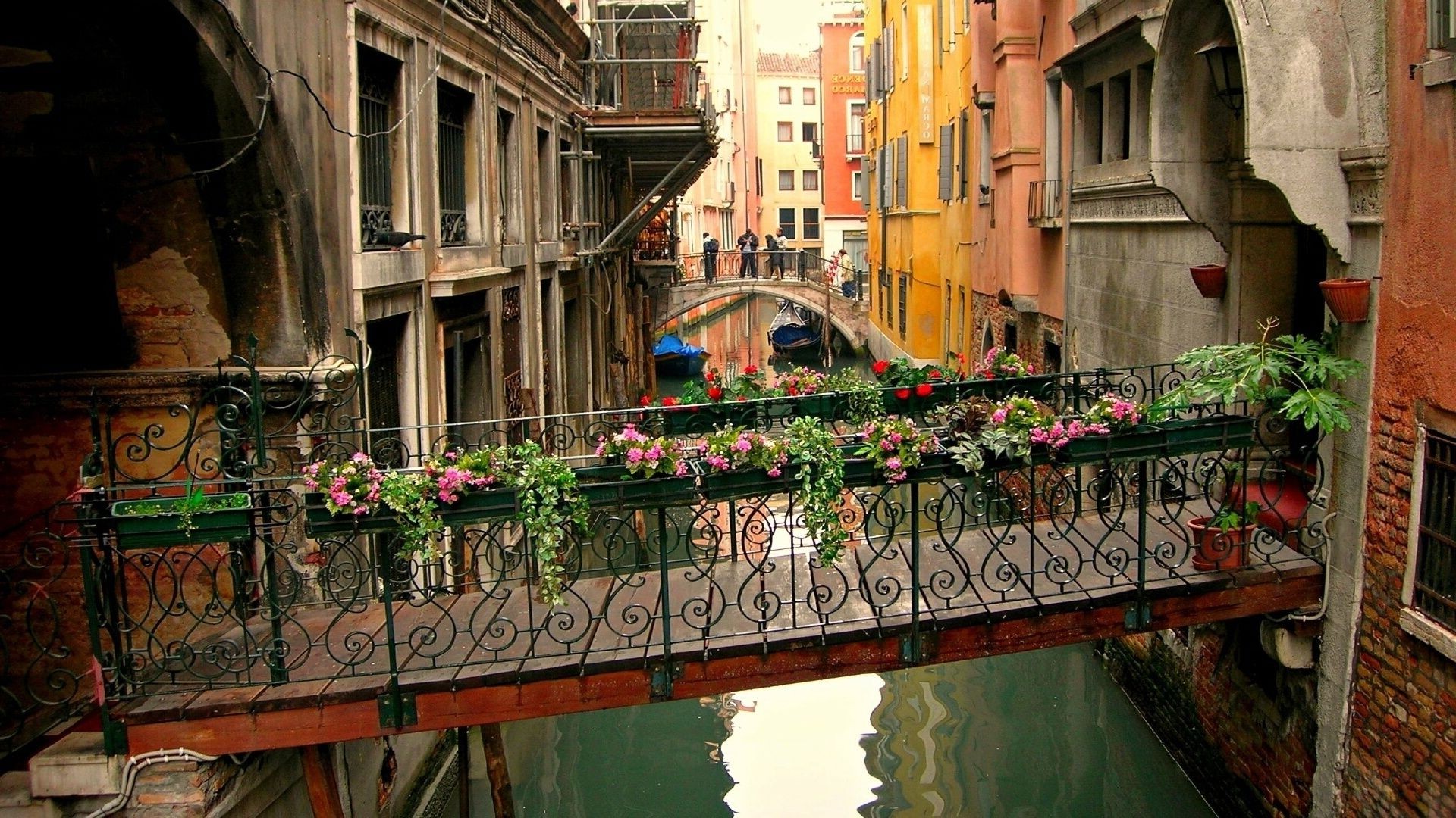 bridges architecture house street city travel town building urban window tourism balcony old