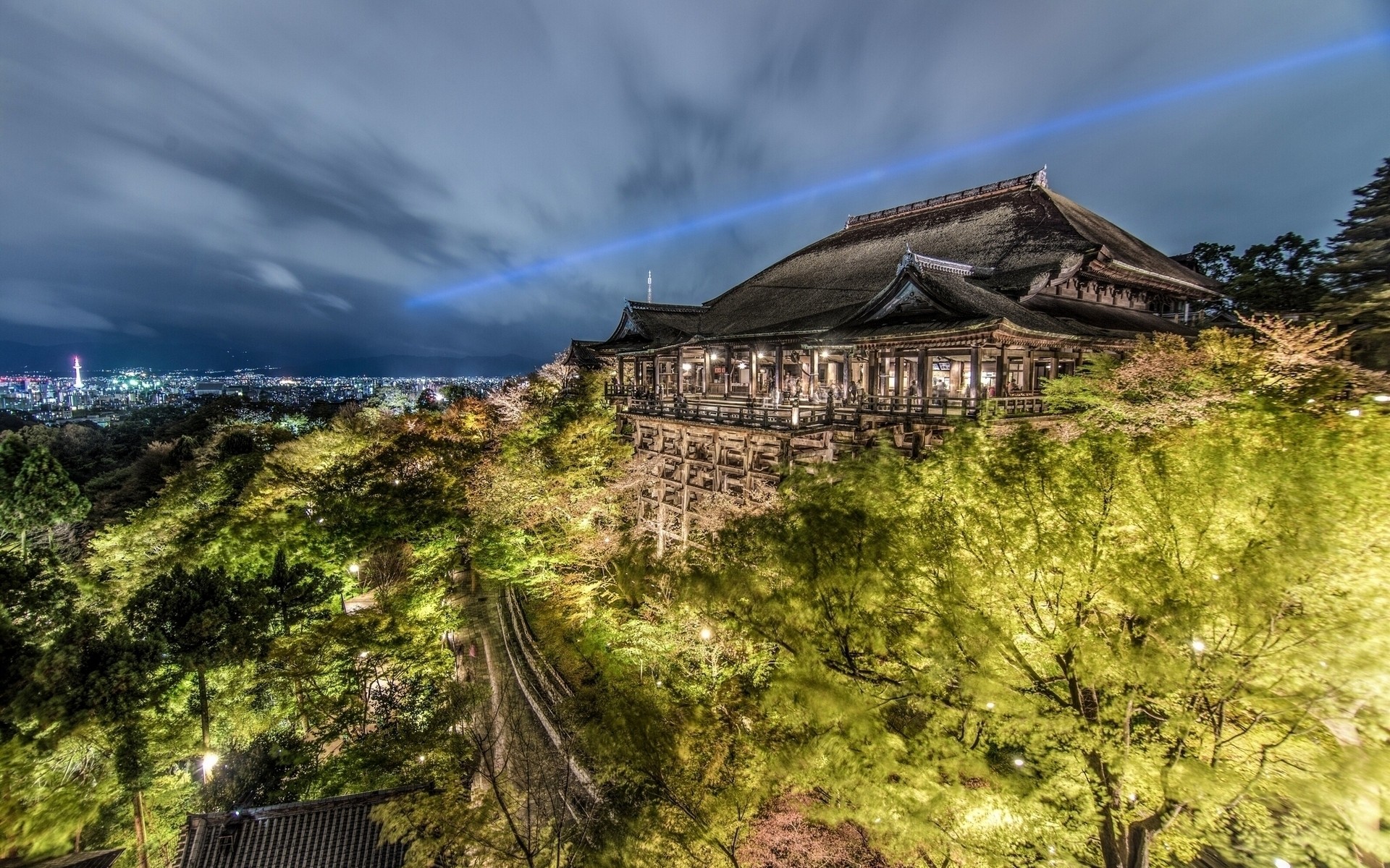 japon voyage paysage arbre maison architecture montagnes ciel maison extérieur bois nature tourisme scénique ville kiyomizu-dera temple nuit lumière