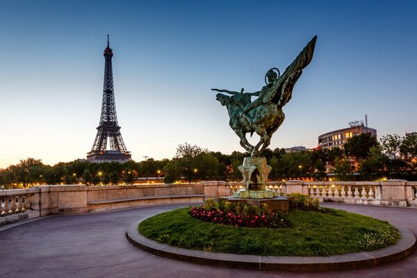 Hermosa vista de la torre Eiffel