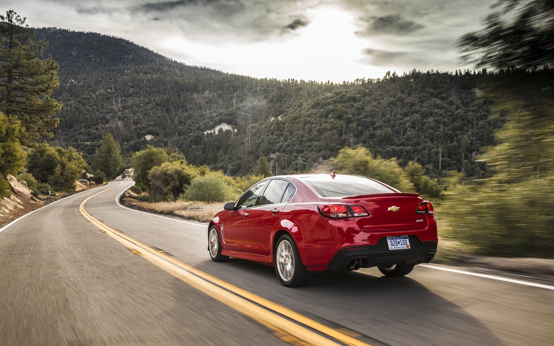 chevrolet auto strada asfalto sistema di trasporto fretta auto unità nigella veloce marciapiede autostrada viaggi prestazioni berlina rosso michigan