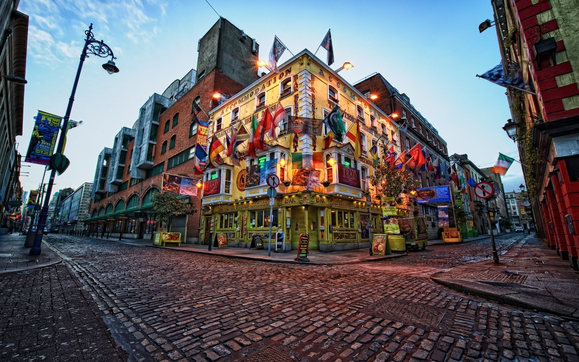 andere städte stadt architektur straße reisen haus tourismus stadt städtisch im freien traditionelle alte kultur himmel tourist dublin