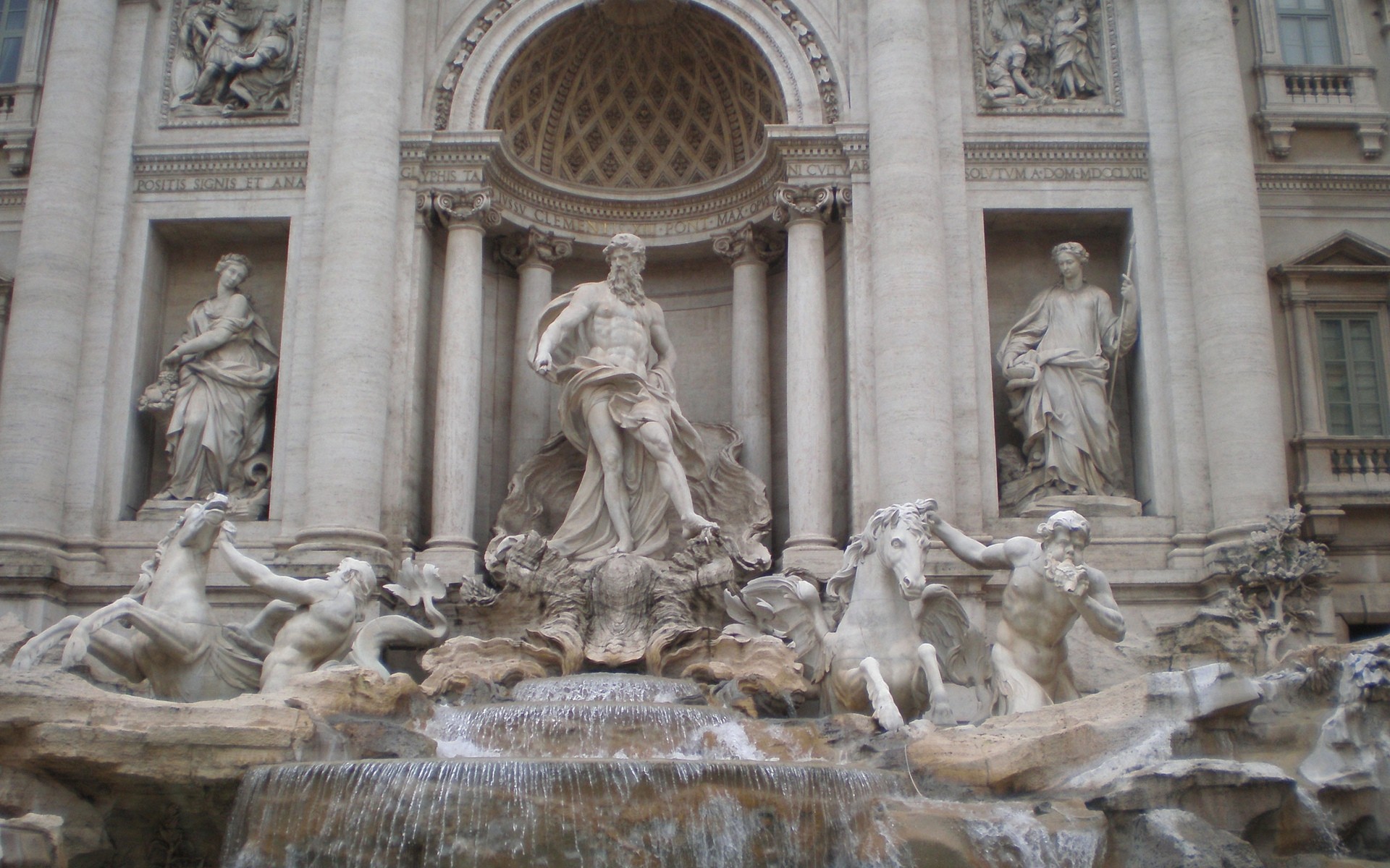 italia scultura fontana statua arte marmo architettura nettuno viaggi monumento barocco turismo casa rinascimento punto di riferimento antico pietra facciata piazza città statue acqua turisti