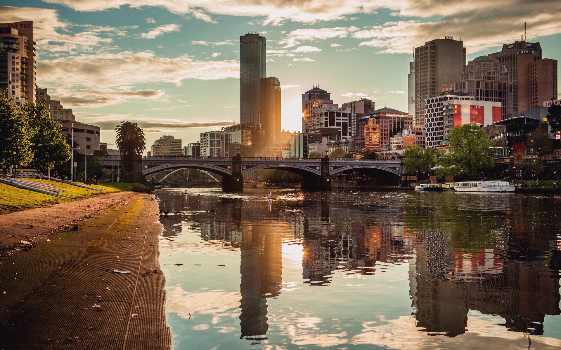 australia città architettura acqua viaggi casa città urbano skyline riflessione fiume cielo centro città all aperto grattacielo tramonto ponte moderno ufficio torre