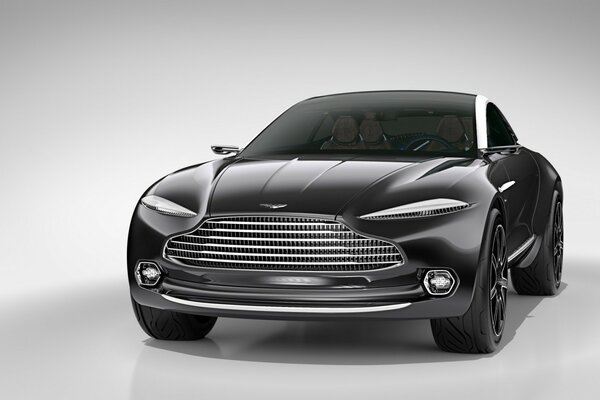 Elegante Aston Martin nero sul davanti