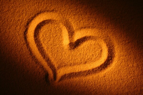 Coração desenhado na areia, papel de parede para computador
