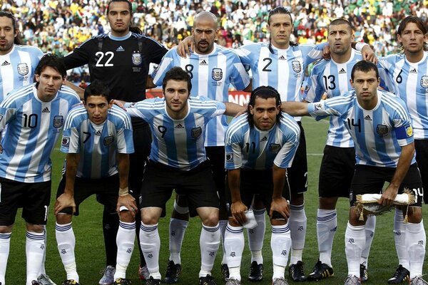 Football team before the game on the field