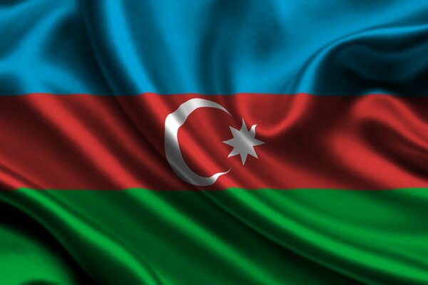 Флаг Азербайджана на ветру