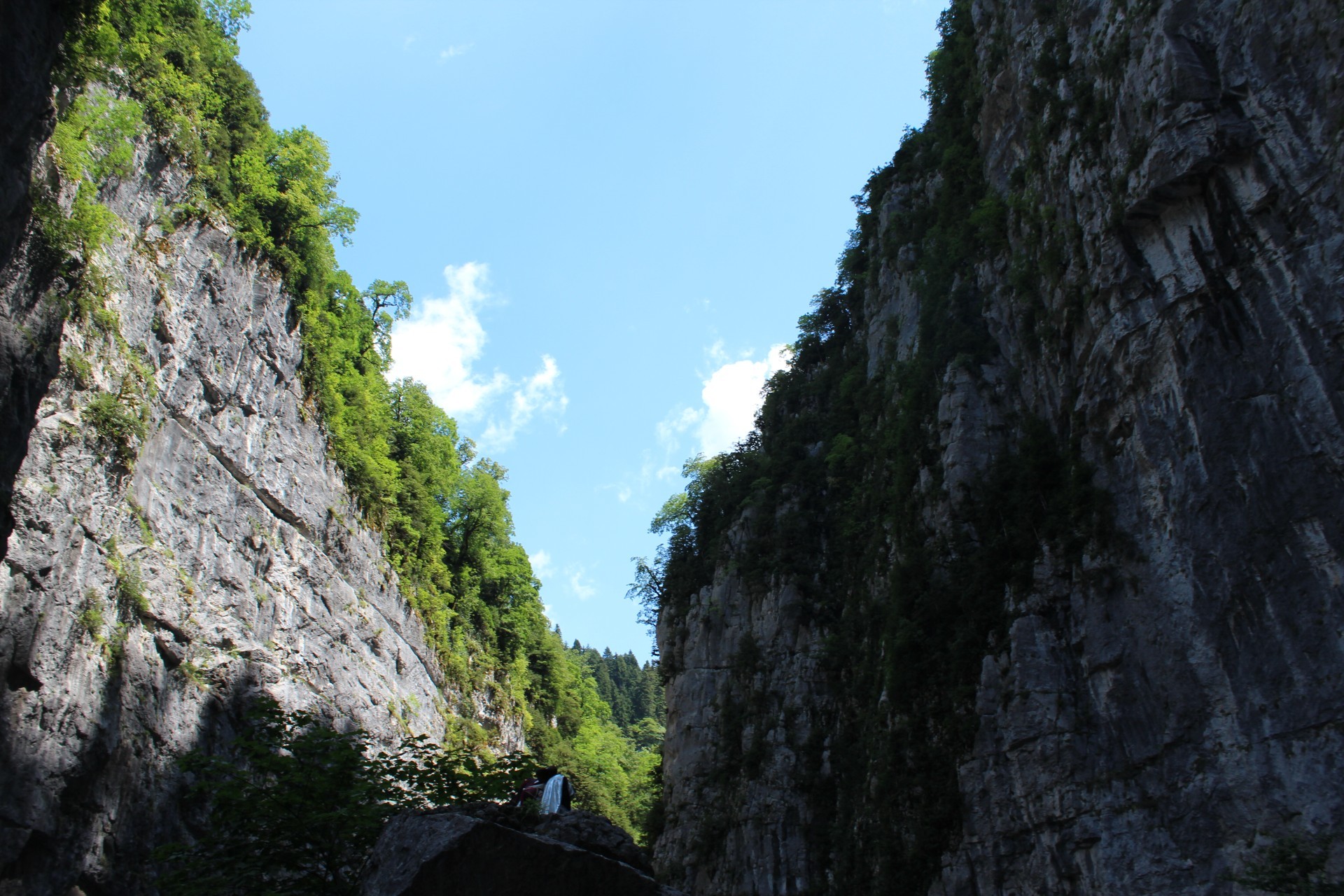 erde natur rock reisen im freien landschaft berge holz himmel holz stein sommer landschaftlich wasser tageslicht park wasserfall