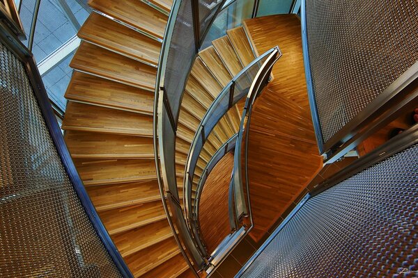 Escaleras en el interior de los edificios