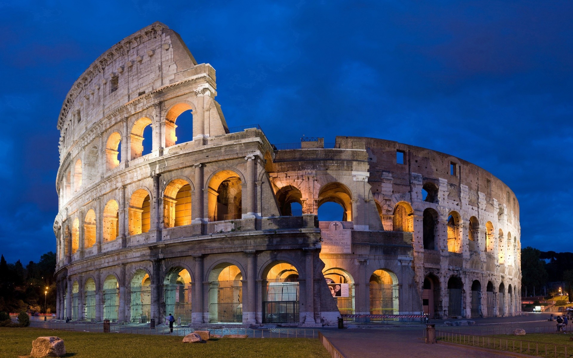 casa e interni architettura anfiteatro colosseo stadio viaggi antico casa gladiatore cielo vecchio all aperto punto di riferimento monumento arco turismo assemblea teatro rovina crepuscolo