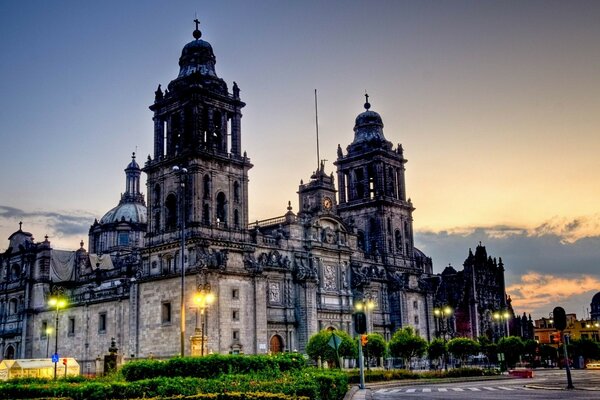 Monumento arquitetônico na beleza da noite