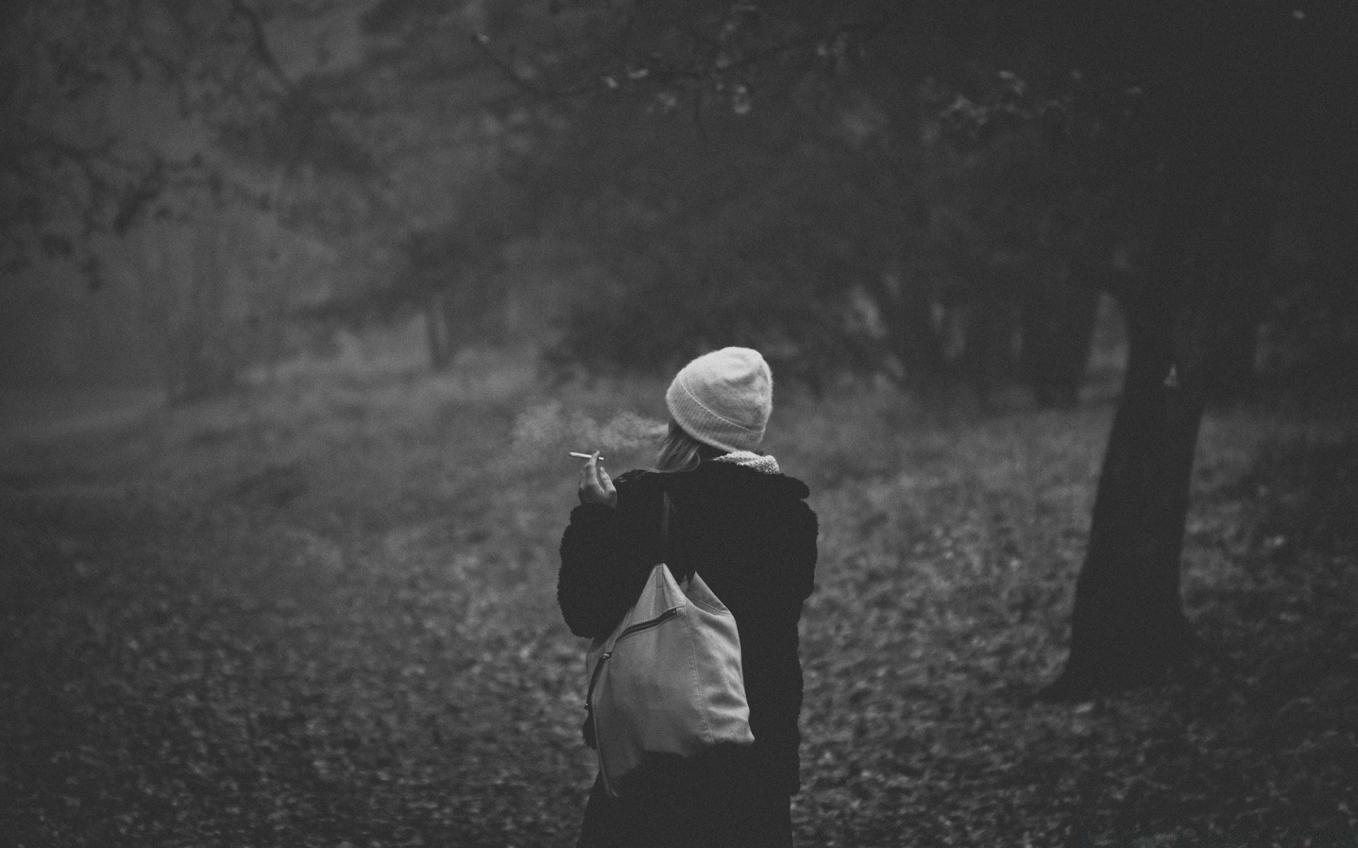 schwarz und weiß ein erwachsener monochrom zwei person schatten tragen gruppe