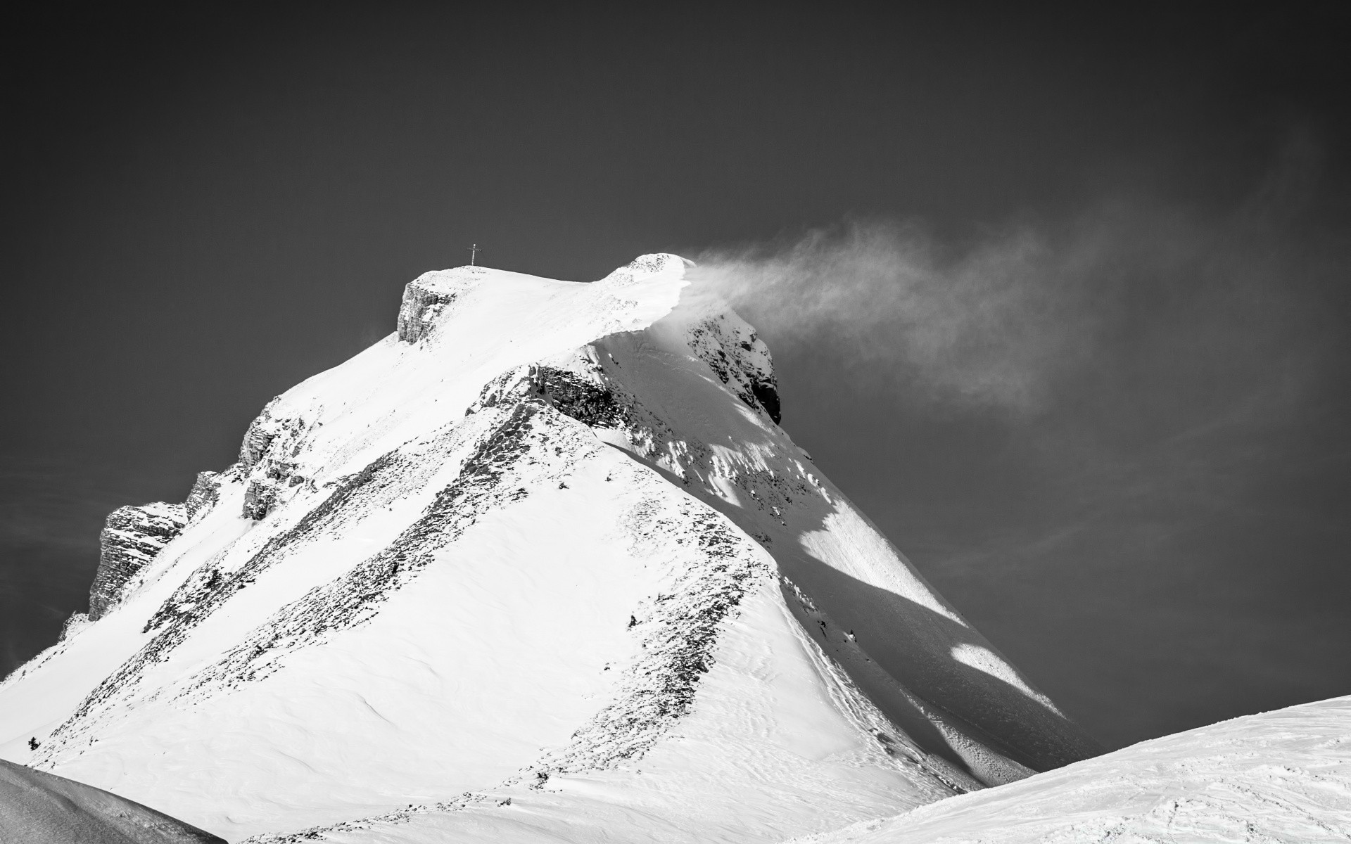 bianco e nero neve inverno ghiaccio montagna freddo alto paesaggio monocromatico natura viaggi all aperto cielo congelato ghiacciaio avventura arrampicata sport