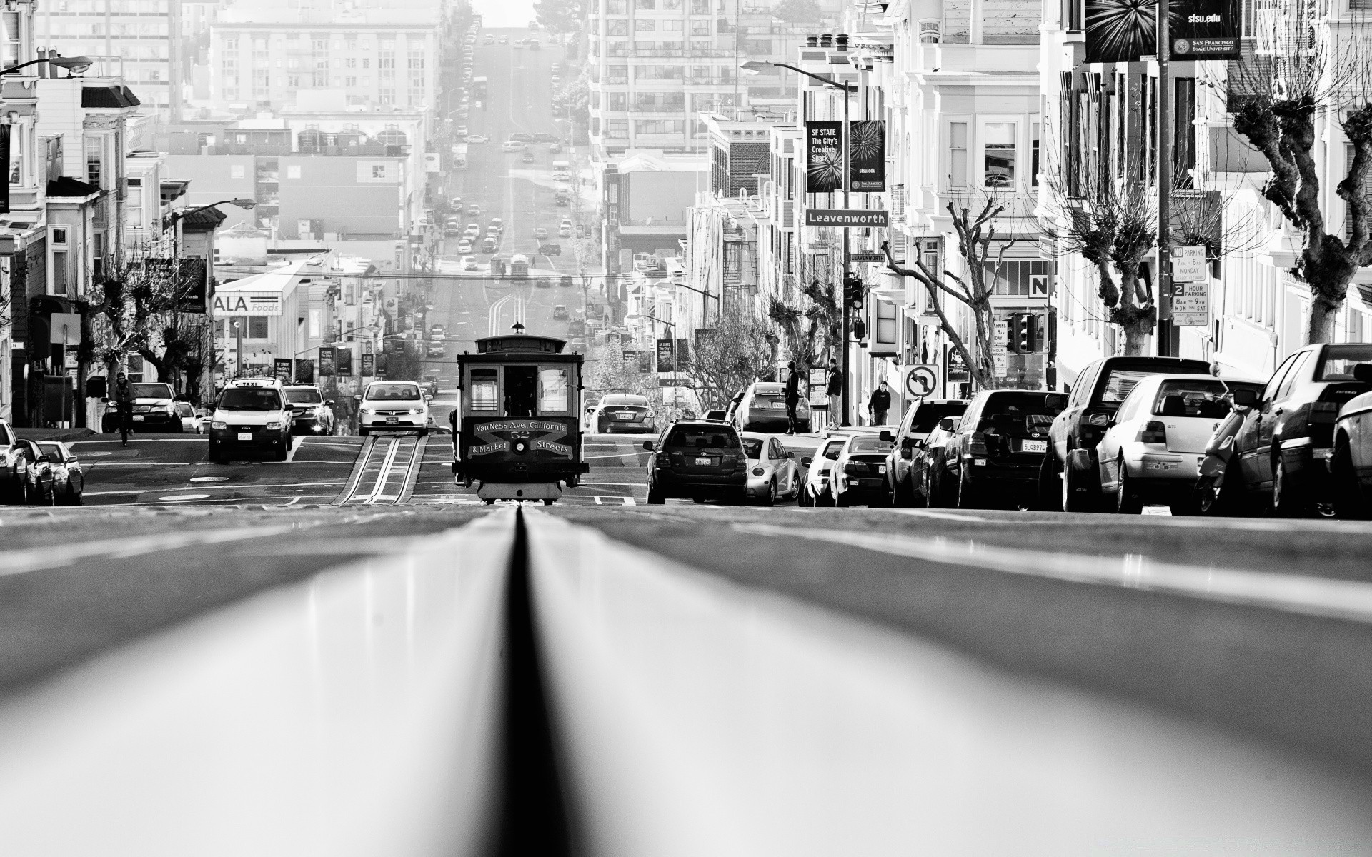 schwarz / weiß straße auto transportsystem stadt monochrom geschäft auto gruppe