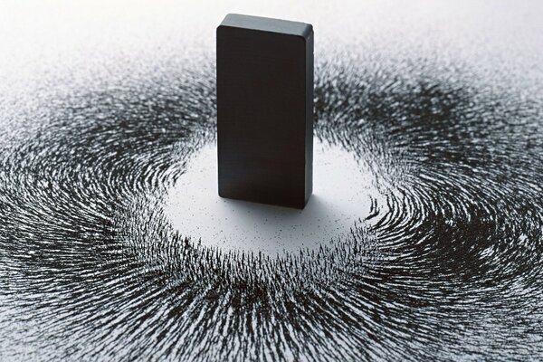 The effect of a magnet on steel chips