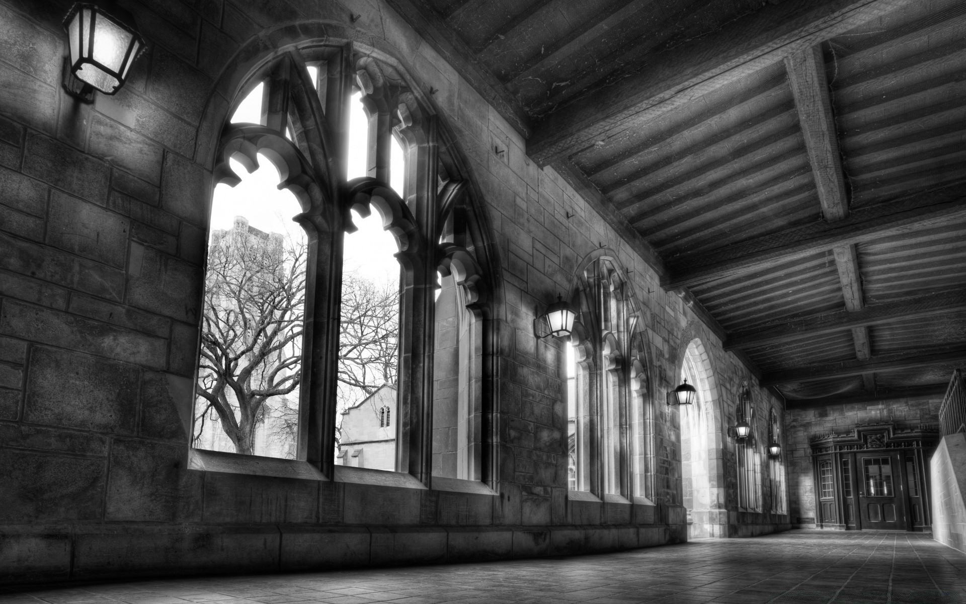 preto e branco arquitetura monocromático velho casa rua abandonado luz viagem cidade janelas igreja dentro de casa vintage sombra alto-falantes arco escuro suporte