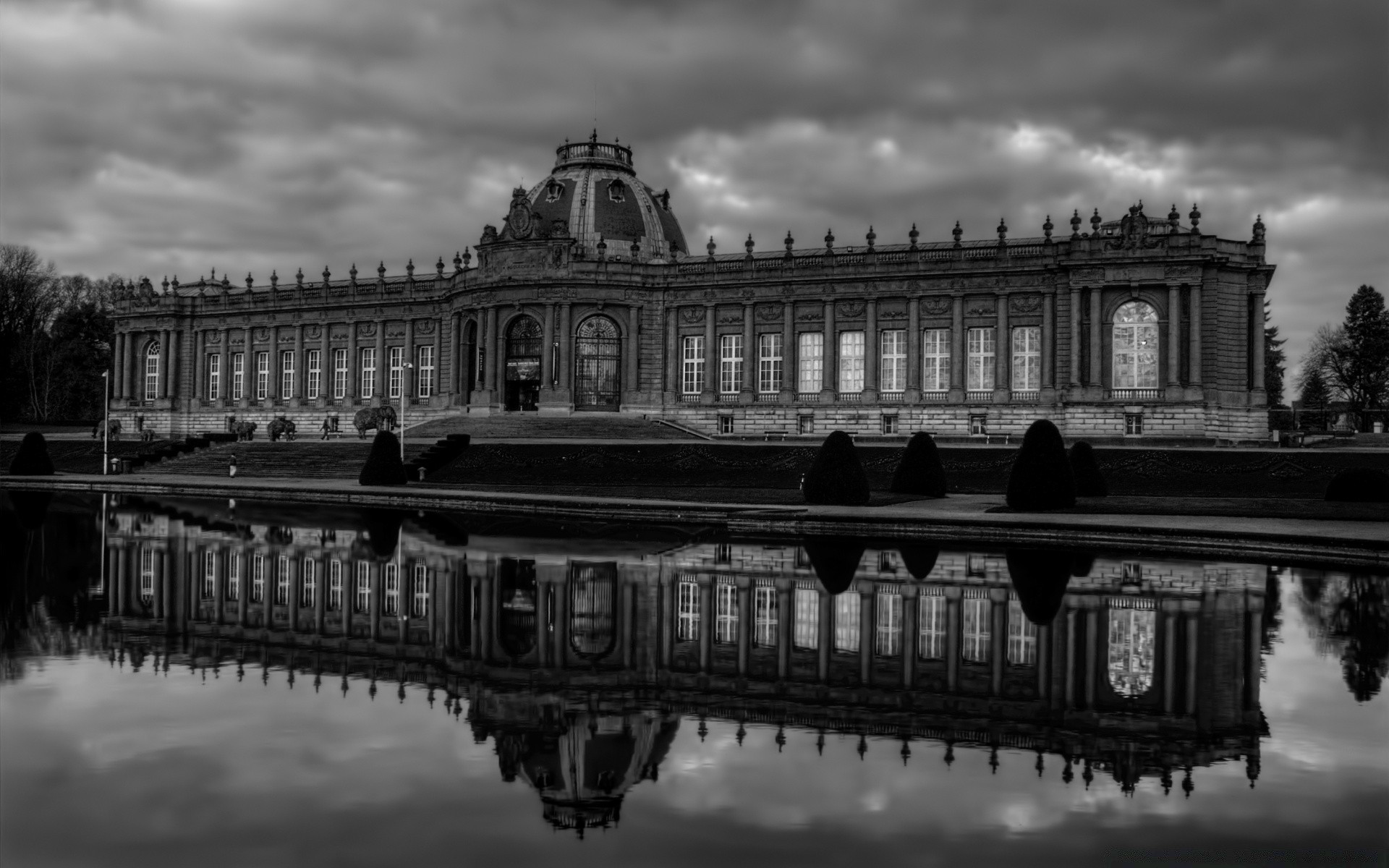 czarno-biały architektura podróże zamek na zewnątrz woda dom administracja rzeka miasto tantiemy muzeum fontanna