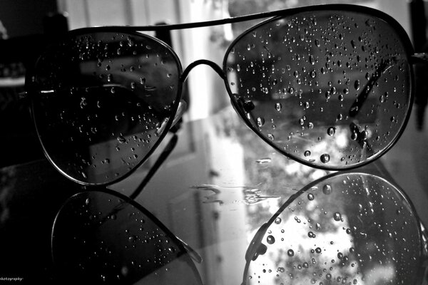 Sunglasses covered with drops