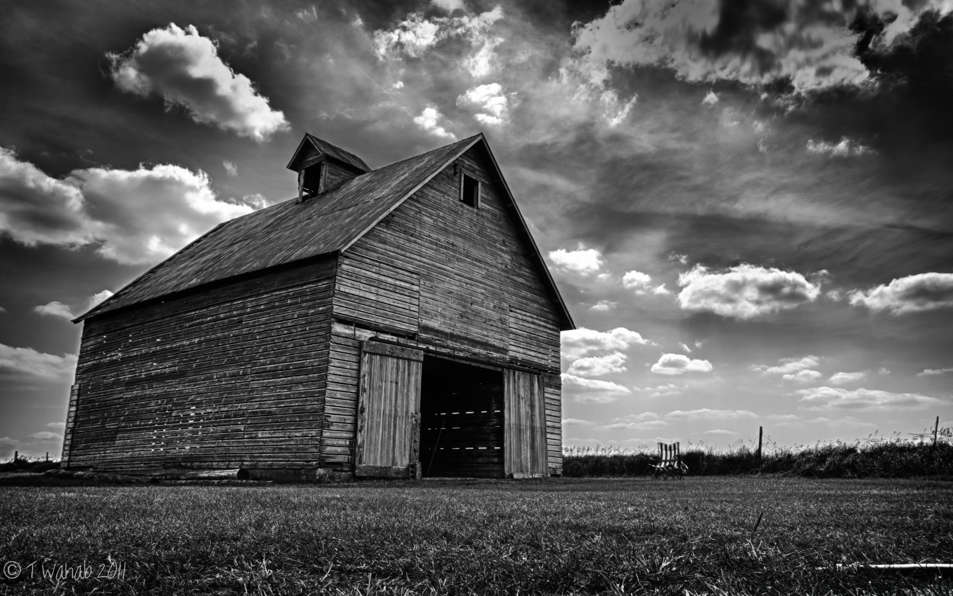 noir et blanc grange ferme maison abandonné rural pays architecture maison rustique ciel maison extérieur bois agriculture herbe paysage vieux grange campagne