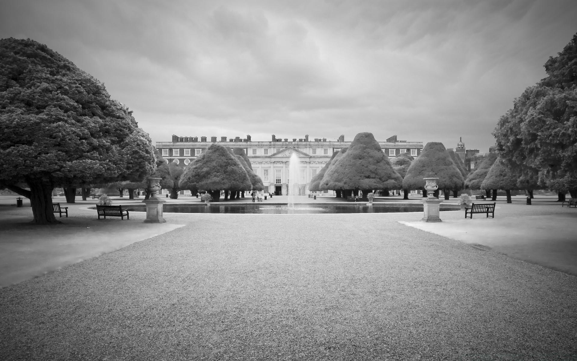 czarno-biały drewno monochromatyczny architektura ulica dom miasto