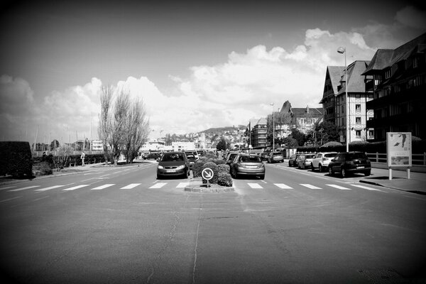 Rue de la vieille ville en Monochrome