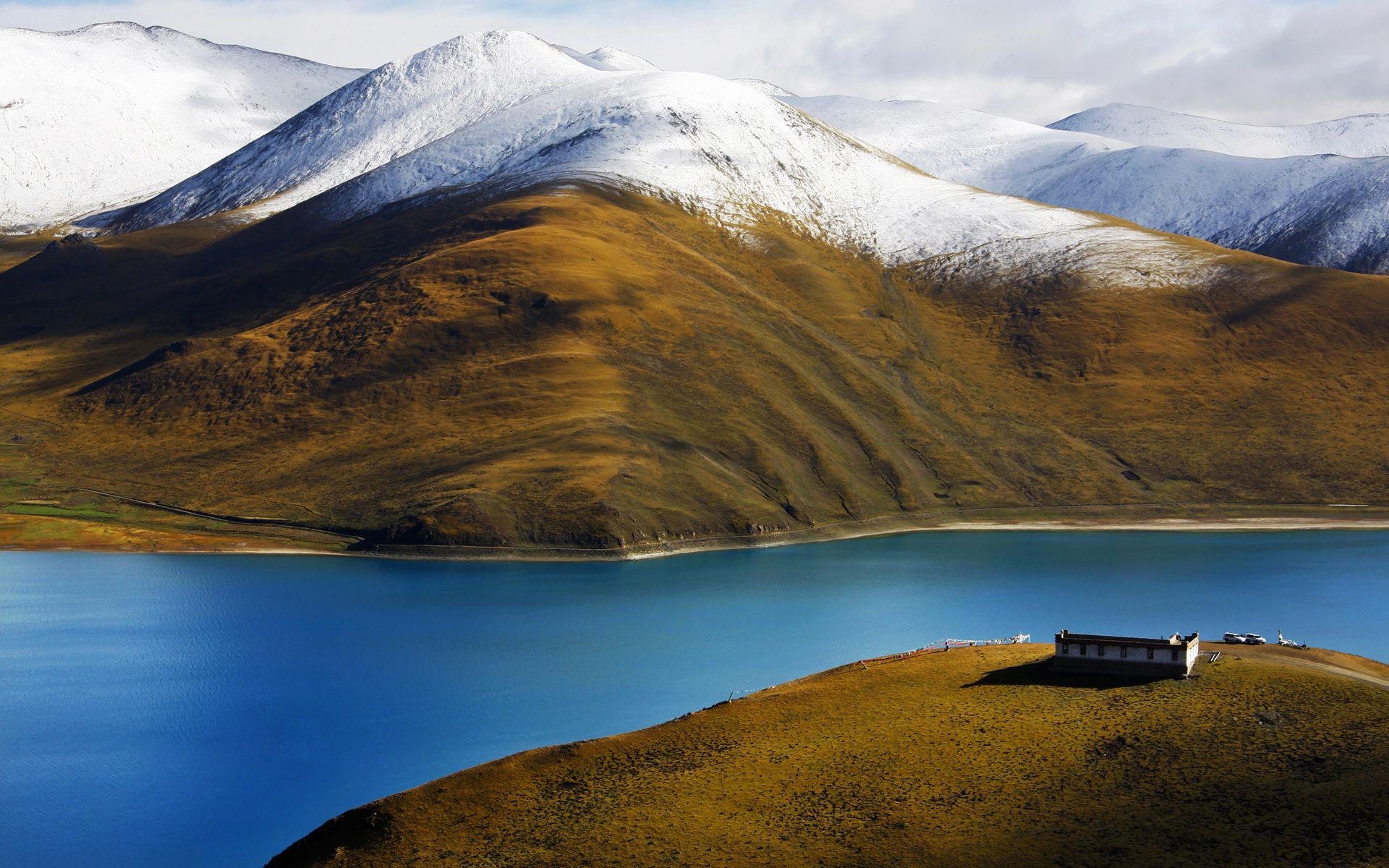 mountains mountain landscape water lake snow travel volcano outdoors scenic reflection dawn sky daylight valley