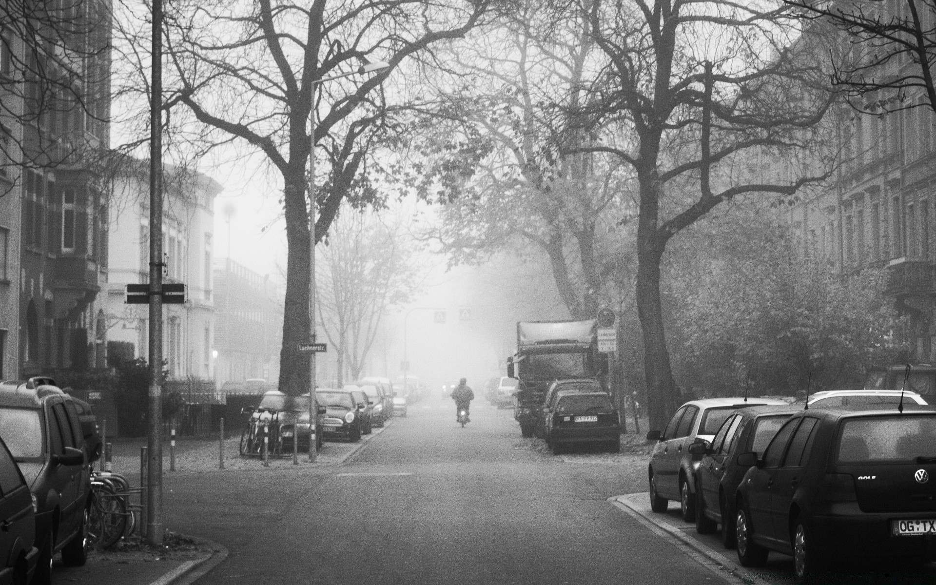 noir et blanc voiture rue route système de transport police administration groupe adulte guerres crime automobile