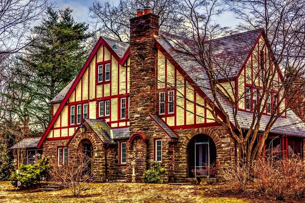 A house in the woods on an autumn evening