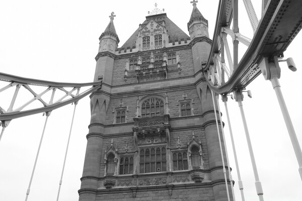 Torre del ponte di Londra in bianco e nero