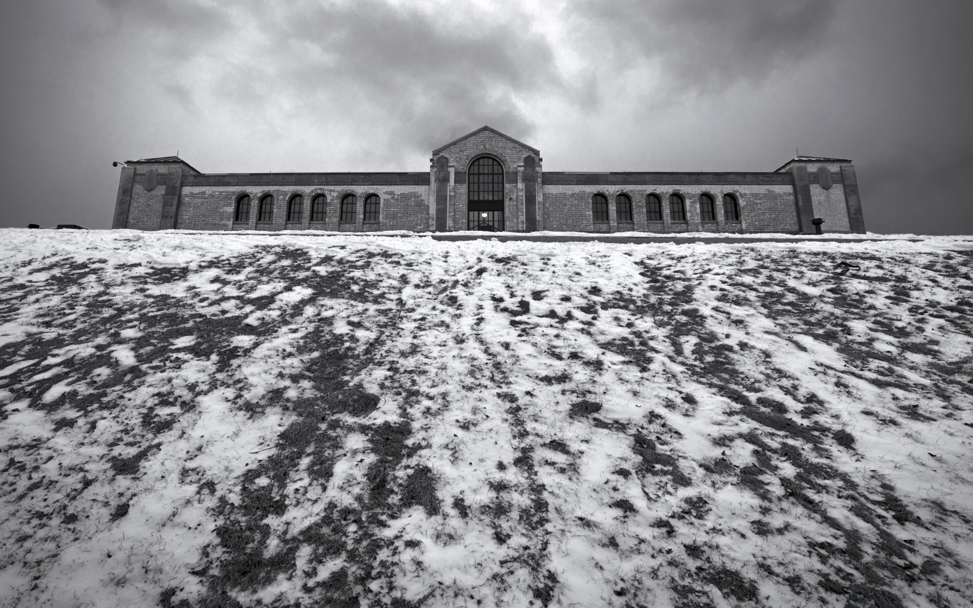 noir et blanc hiver en plein air neige voyage ciel architecture