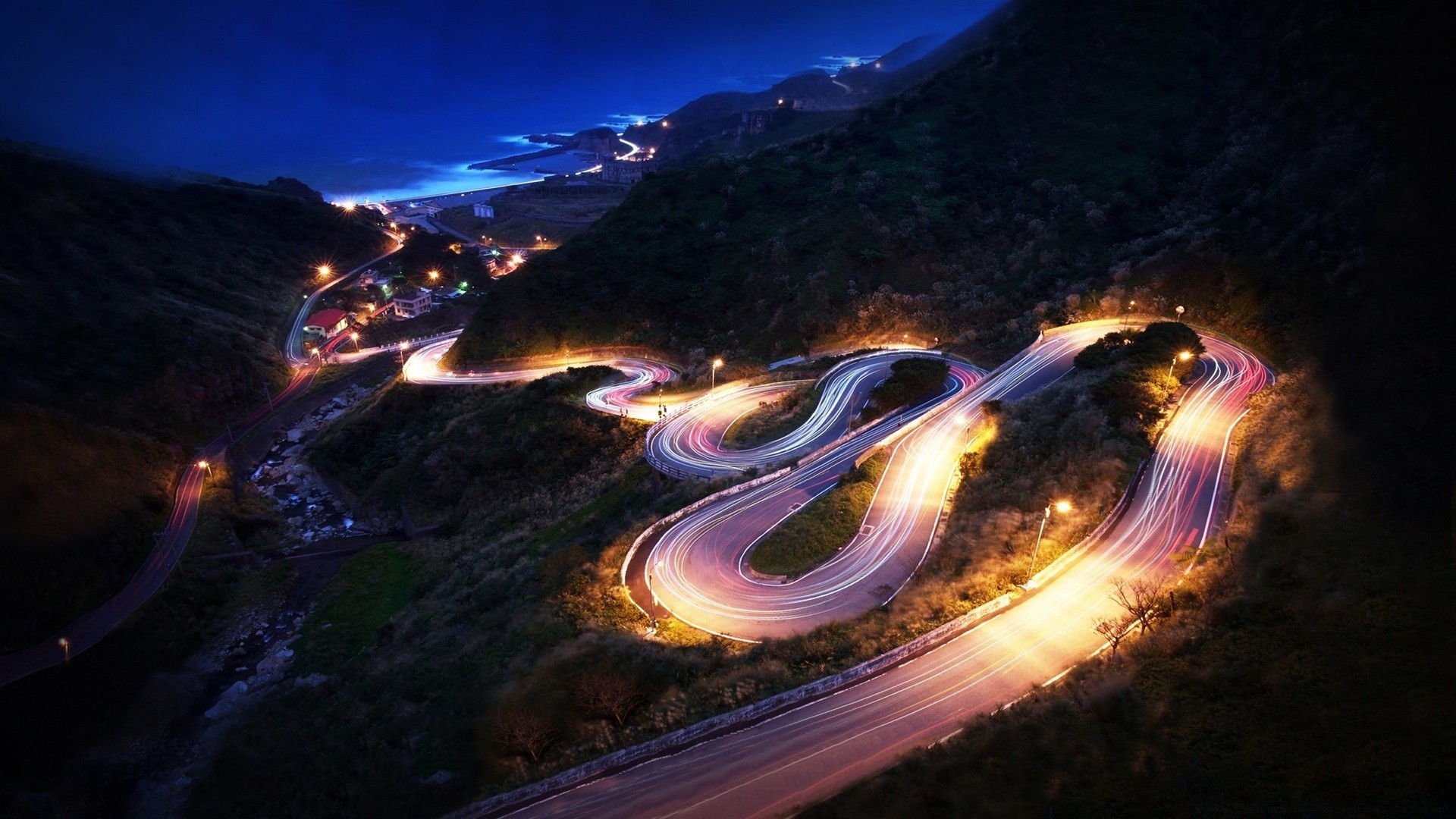 otras ciudades tráfico viajes carretera luz desenfoque noche carretera sistema de transporte