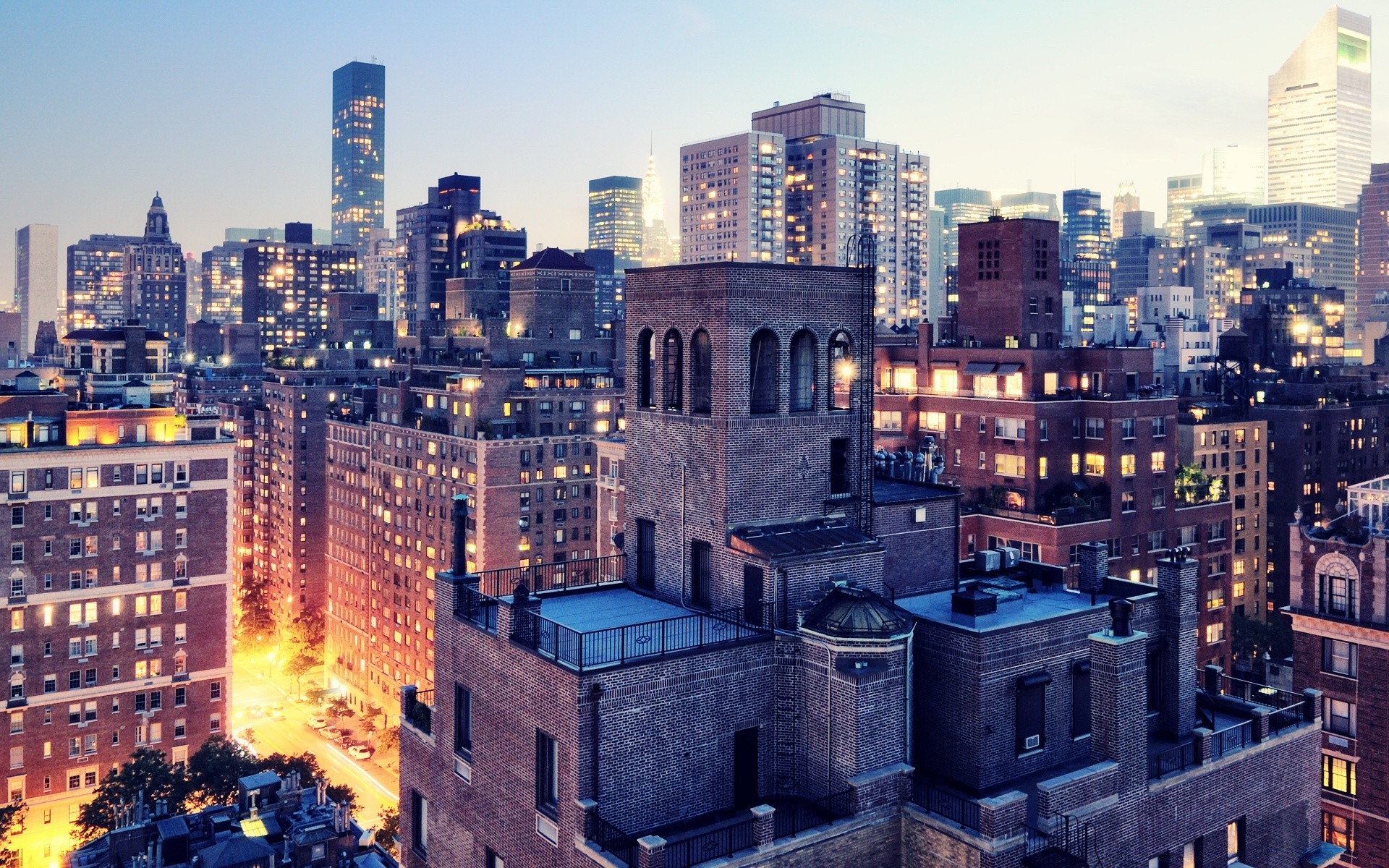 otras ciudades ciudad arquitectura rascacielos hogar skyline ciudad centro de la ciudad viajes crepúsculo torre negocios oficina urbano noche puesta de sol al aire libre cielo