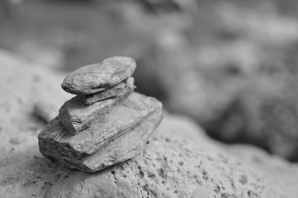 Several stones are stacked in a turret