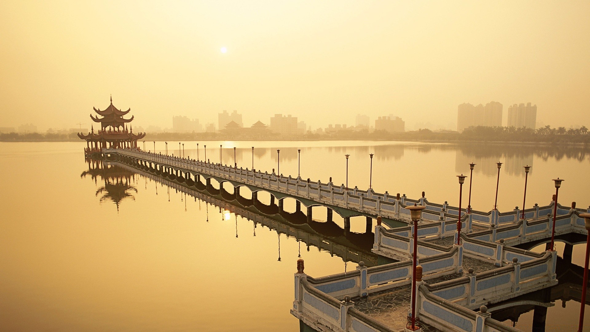 other city water dawn bridge sunset river reflection travel pier lake sky sea evening landscape outdoors dusk transportation system boat