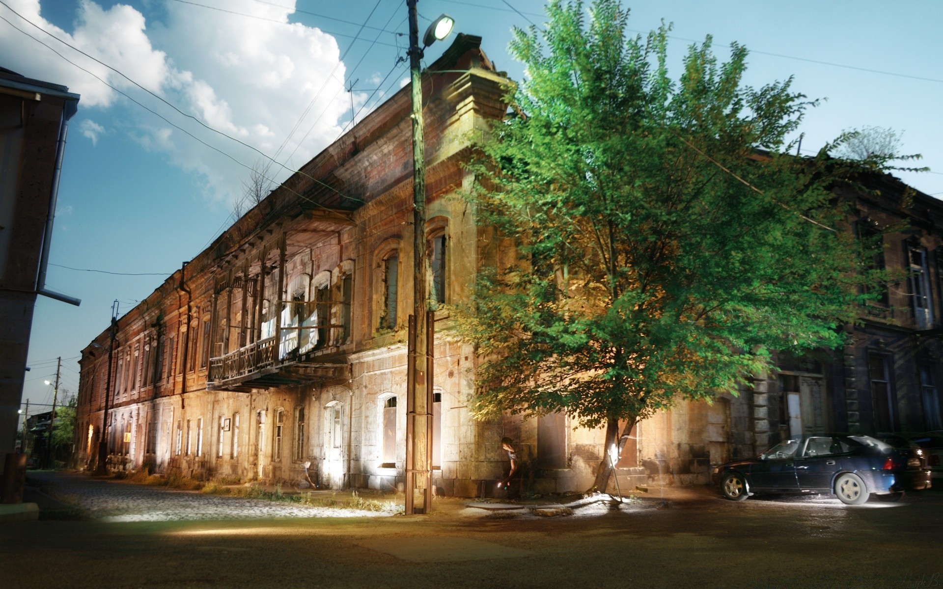 otras ciudades arquitectura casa casa casa calle viajes al aire libre viejo ciudad ciudad árbol luz del día