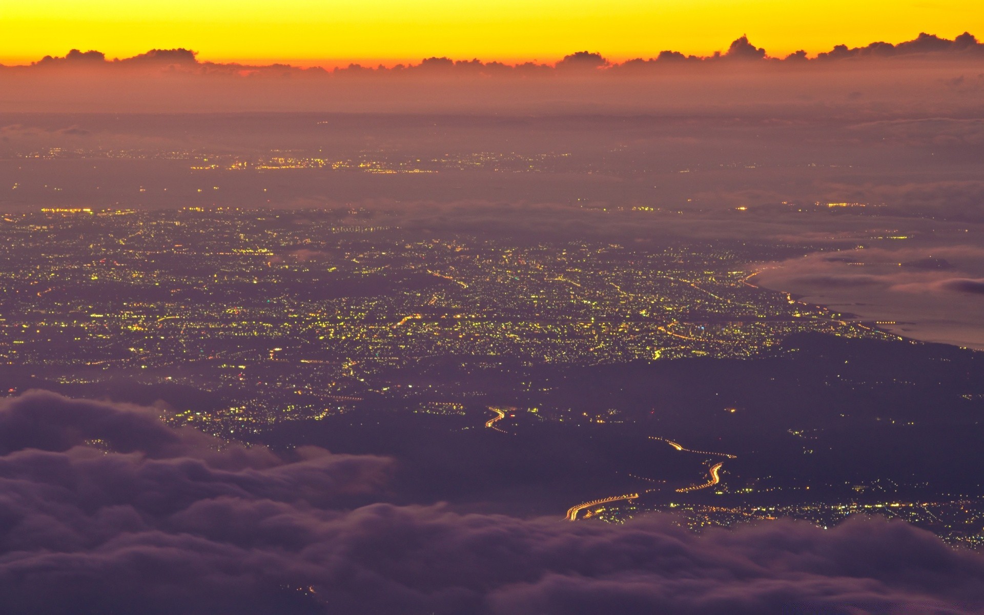 其他城市 日落 景观 日出 天空 晚上 光 黄昏 太阳 剪影 日光 自然 旅游 背光 云 户外 天气 风景 好天气 颜色