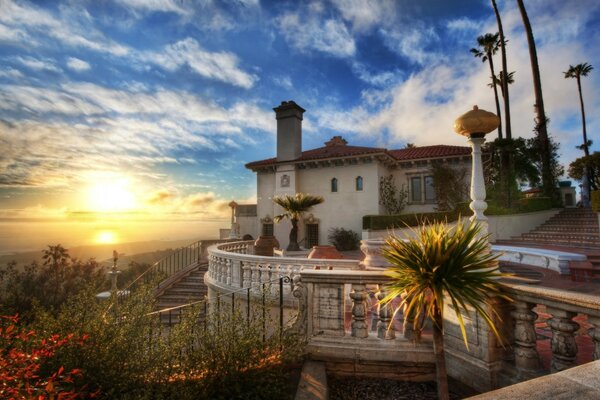 Haus am Ufer der Côte d Azur