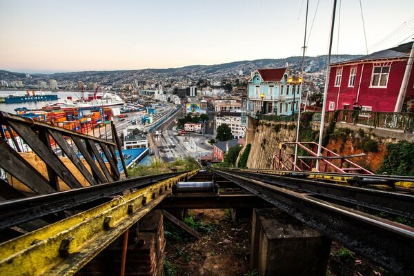 Puente ferroviario de una ciudad