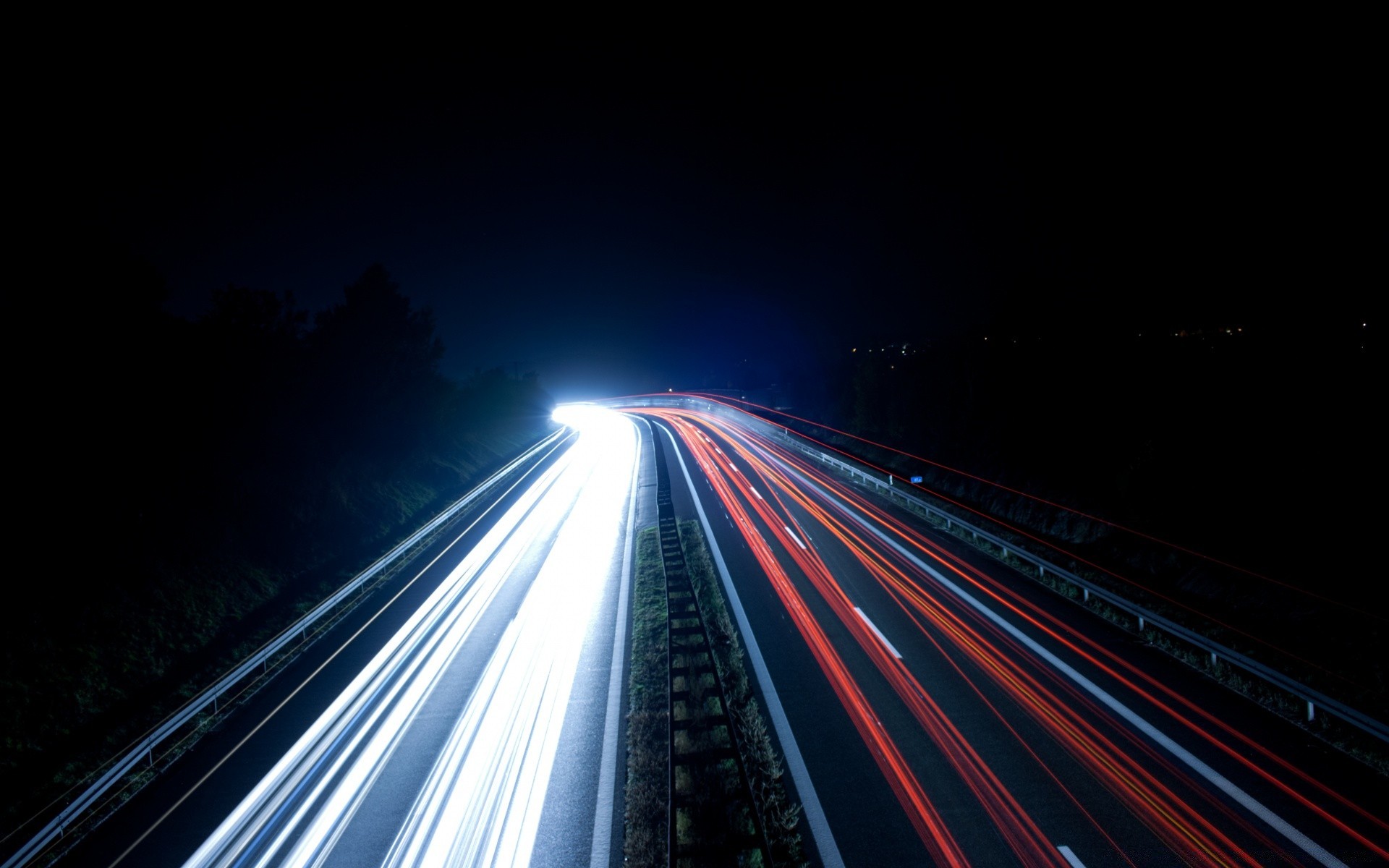 andere städte schnell unschärfe autobahn straße verkehr verkehr geschwindigkeit straße transportsystem auto licht dunkel stadt innenstadt führer abend fotografie sehnen hintergrundbeleuchtung