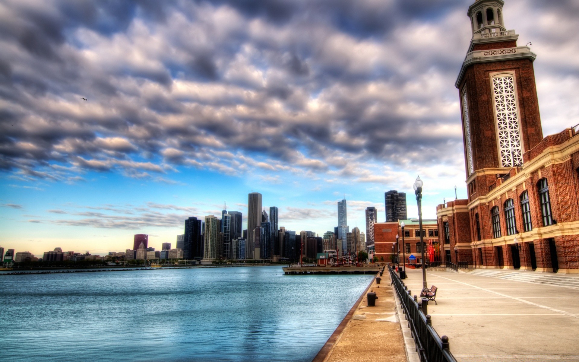 otras ciudades arquitectura viajes agua puesta de sol crepúsculo ciudad al aire libre hogar cielo noche río ciudad skyline amanecer punto de referencia reflexión torre