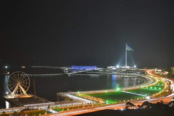 Belle promenade. Vue de nuit à vol d oiseau