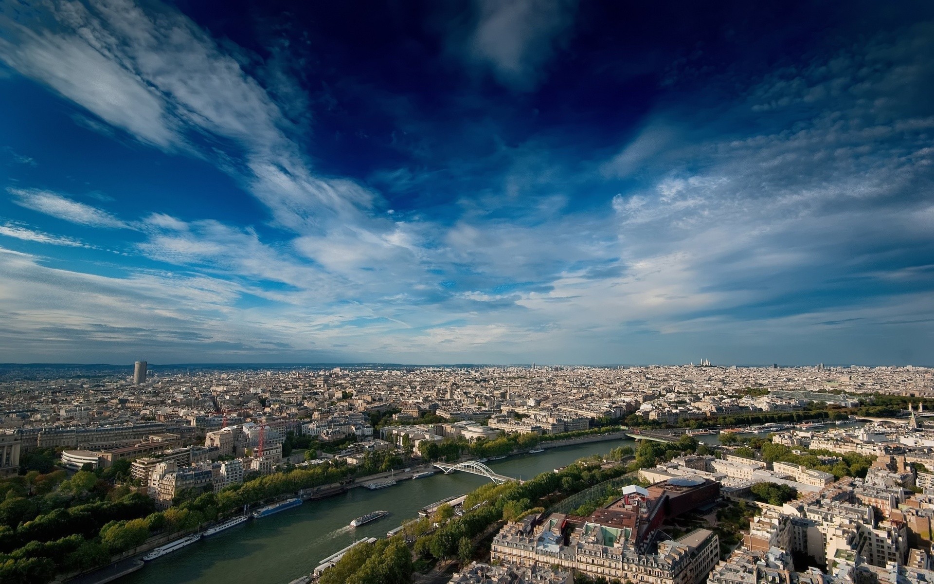 otras ciudades viajes arquitectura ciudad agua al aire libre cielo ciudad ciudad luz del día paisaje mar mar casa