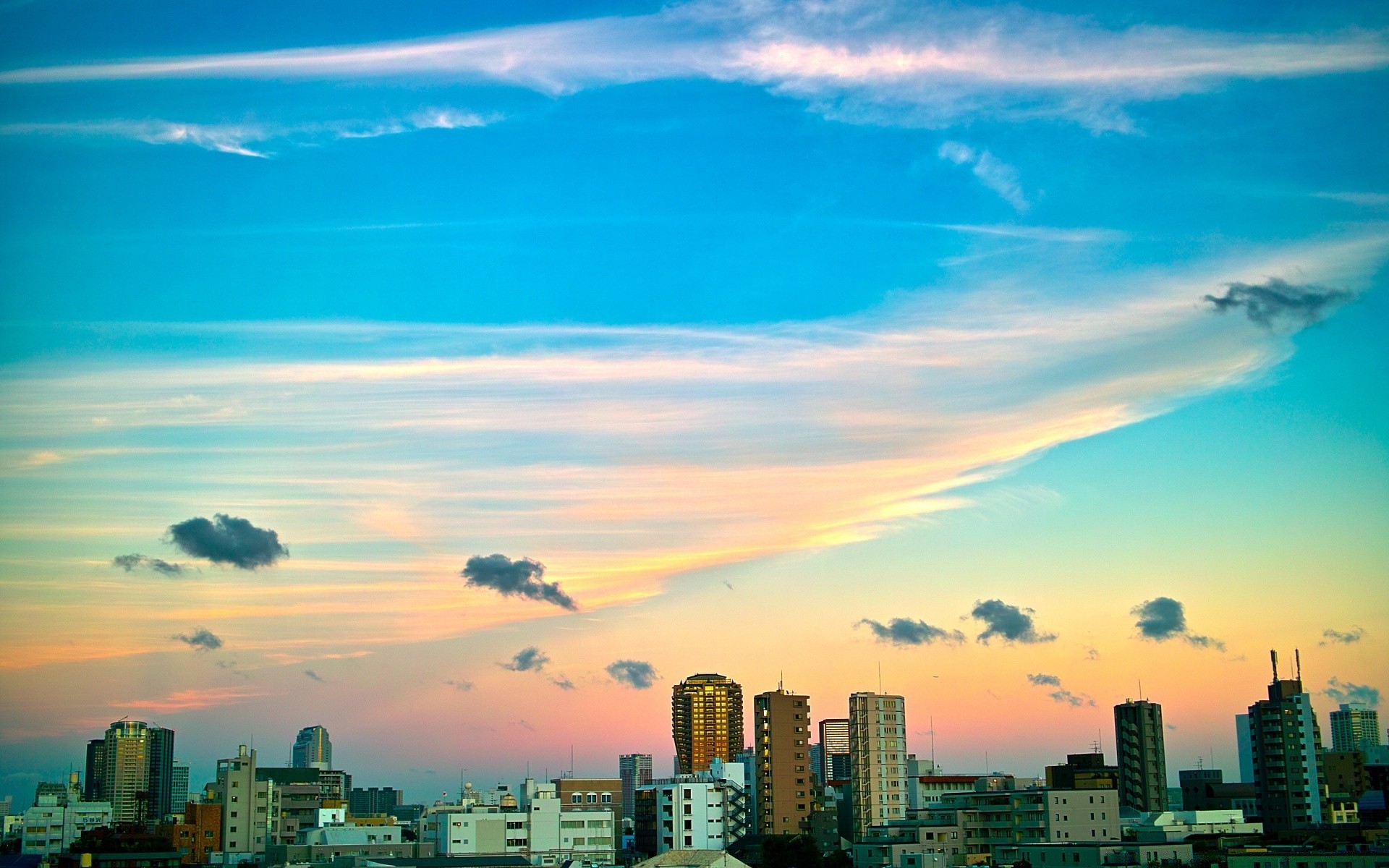 altre città città skyline architettura cielo città viaggi tramonto centro grattacielo crepuscolo casa sera acqua urbano ufficio alba